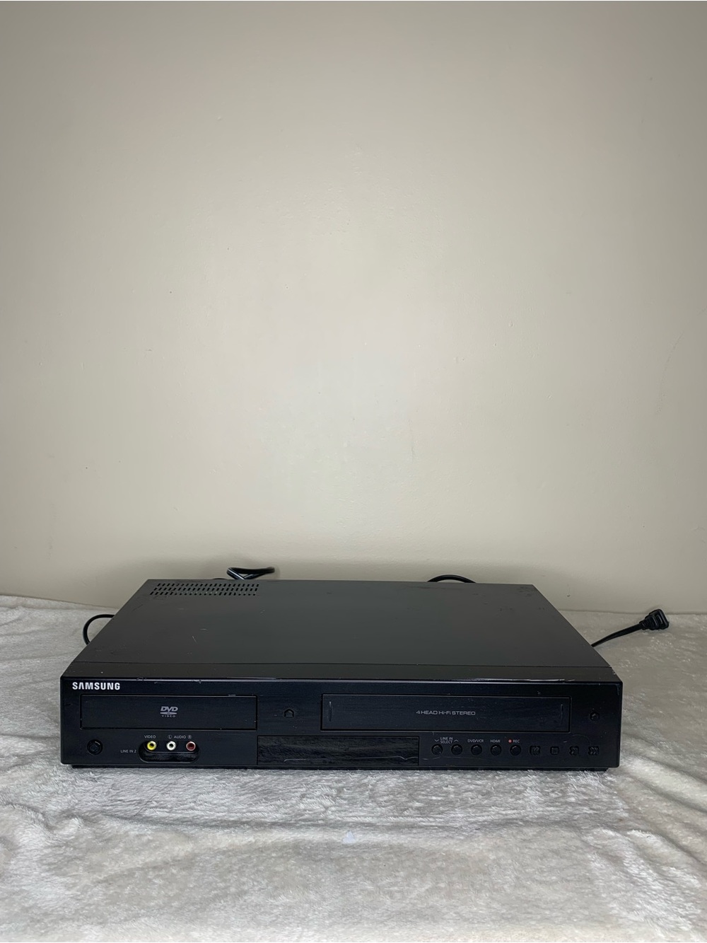 Samsung DVD-V9800 DVD VHS VCR Combo Player HDMI 4 Head Hi-Fi Stereo Tested